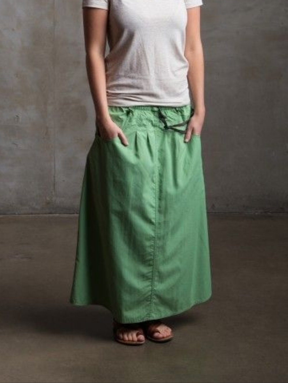 MACABI | Slim Skirt Fairgreen Long Hiking Skirt Tech Wear Travel Gorpcore | XL